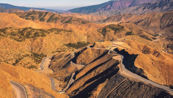 Ticheka-Pass-Atlas-Mountains